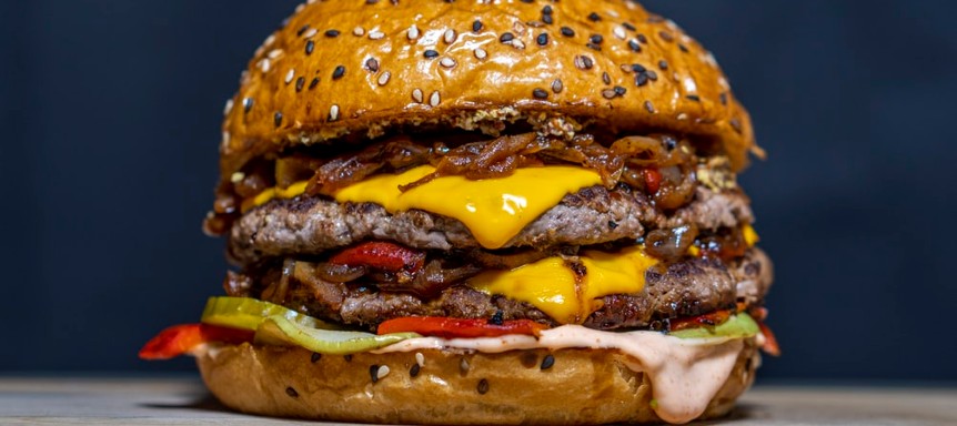 triple bacon cheeseburger