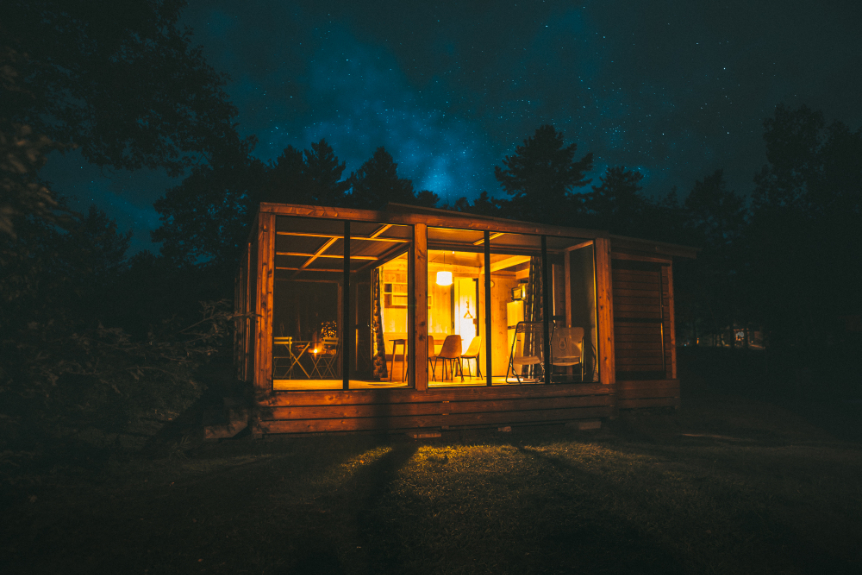 Huttopia Southern Maine cabin bungalow